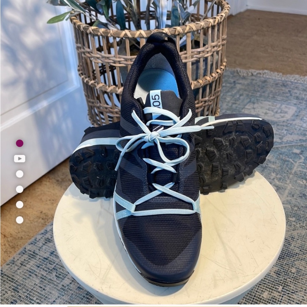 🥇NWOT• Adidas Terrex• Black•light blue•Athletic Shoes•Sneakers• Sz 8.5🥇